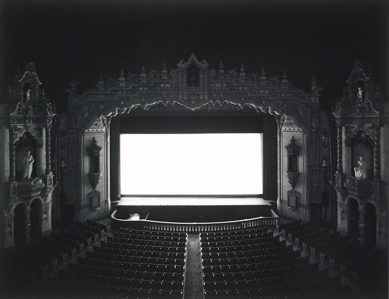 Hiroshi-Sugimoto-Theaters-1.jpg